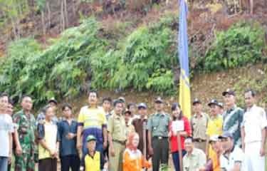 Plant seeds contribution ceremony and trees planting activities in Tambak Ratu Village, Batang Asai District, Sarolangun Regency, Jambi on October 1, 2013