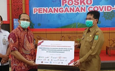 ANTAM and The West Kalimantan SOEs Covid-19 Handling Group Distributes Medical Equipment